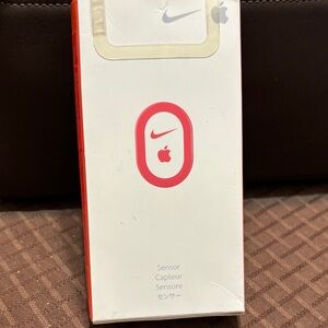Nike Apple Sensor - White and Red